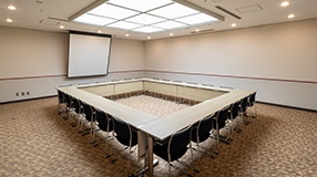 ステーションコンファレンス池袋 きめ細やかな対応リーズナブルな価格設定洗練された空間に機能的な会議室